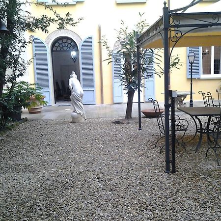 Little Garden Donatello Apartment ฟลอเรนซ์ ภายนอก รูปภาพ