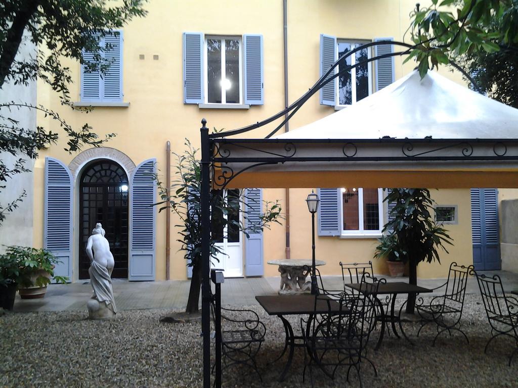 Little Garden Donatello Apartment ฟลอเรนซ์ ภายนอก รูปภาพ