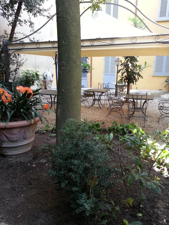 Little Garden Donatello Apartment ฟลอเรนซ์ ภายนอก รูปภาพ