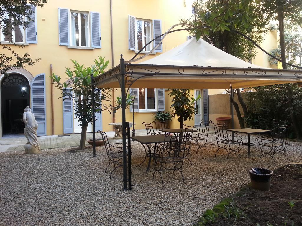 Little Garden Donatello Apartment ฟลอเรนซ์ ภายนอก รูปภาพ