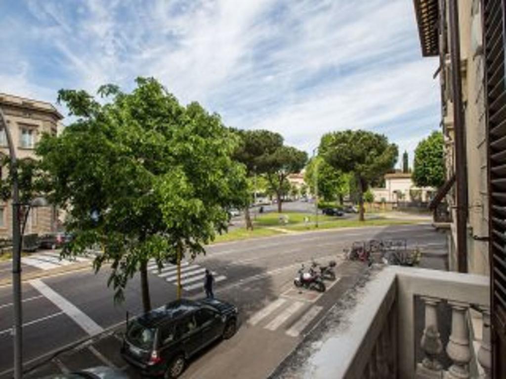 Little Garden Donatello Apartment ฟลอเรนซ์ ภายนอก รูปภาพ