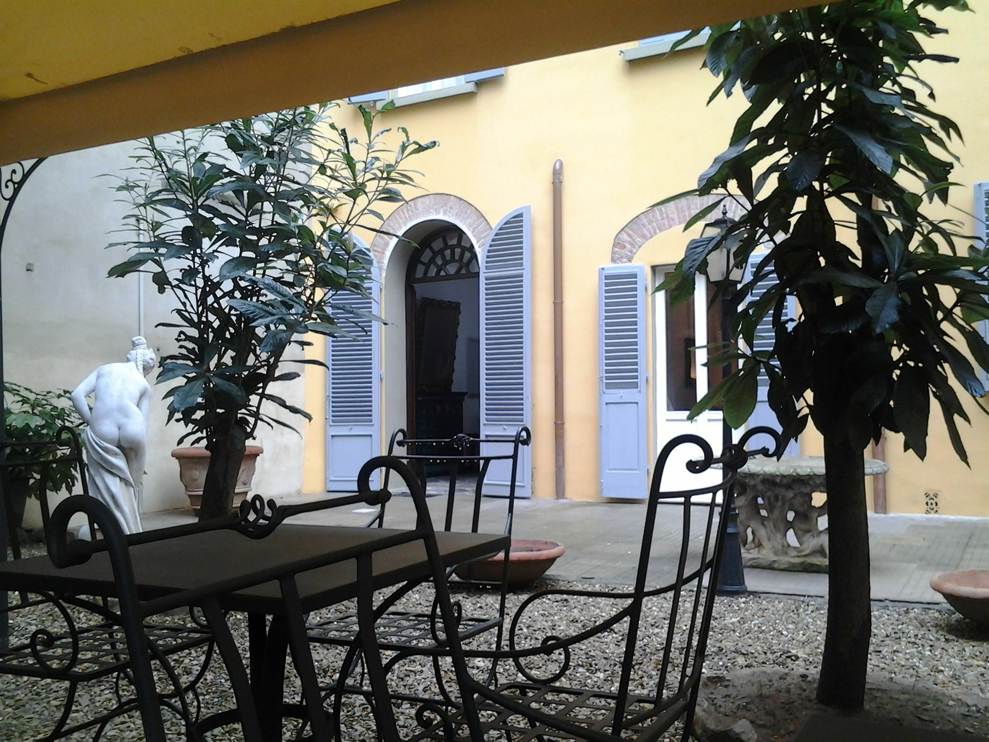 Little Garden Donatello Apartment ฟลอเรนซ์ ภายนอก รูปภาพ